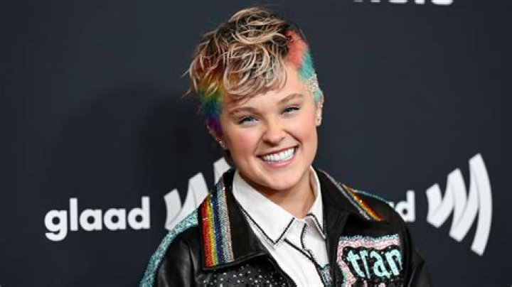 How Old is Jojo Siwa? Unpacking the Journey of a Pop Culture Phenomenon